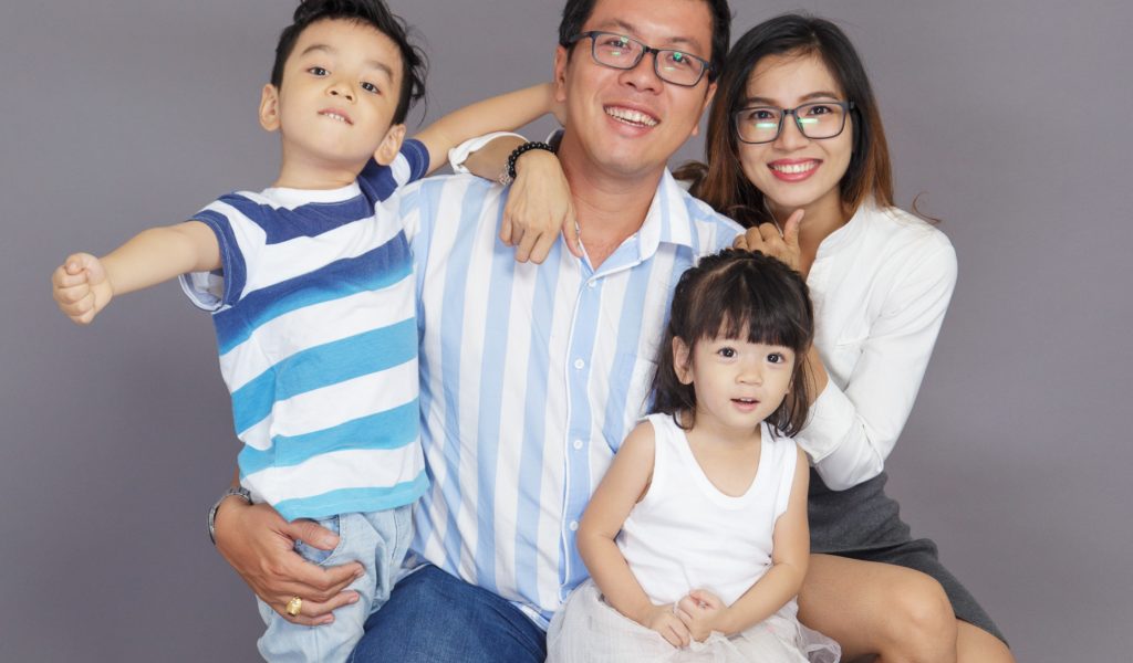 happy-asian-family-novelty